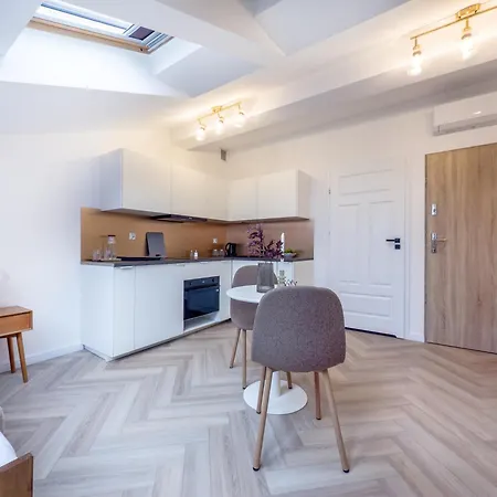 Dluga 82 * 克拉科夫